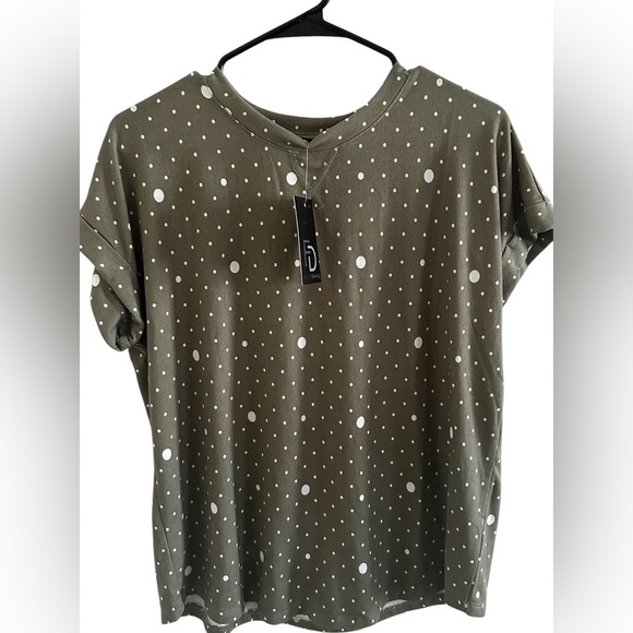Fred David Tops - NWT Fred David Olive Dot Top - Size M - 001